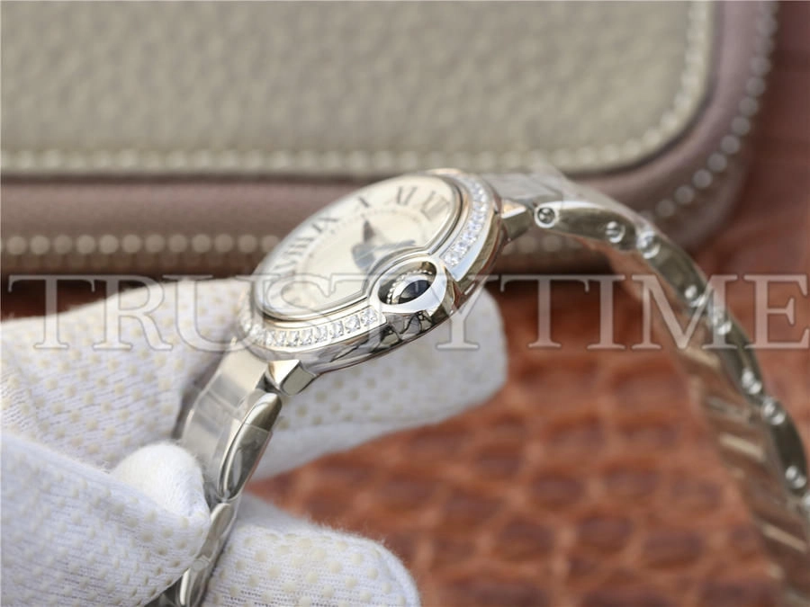 Копия часов Cartier Ballon Bleu 28 W4BB0015