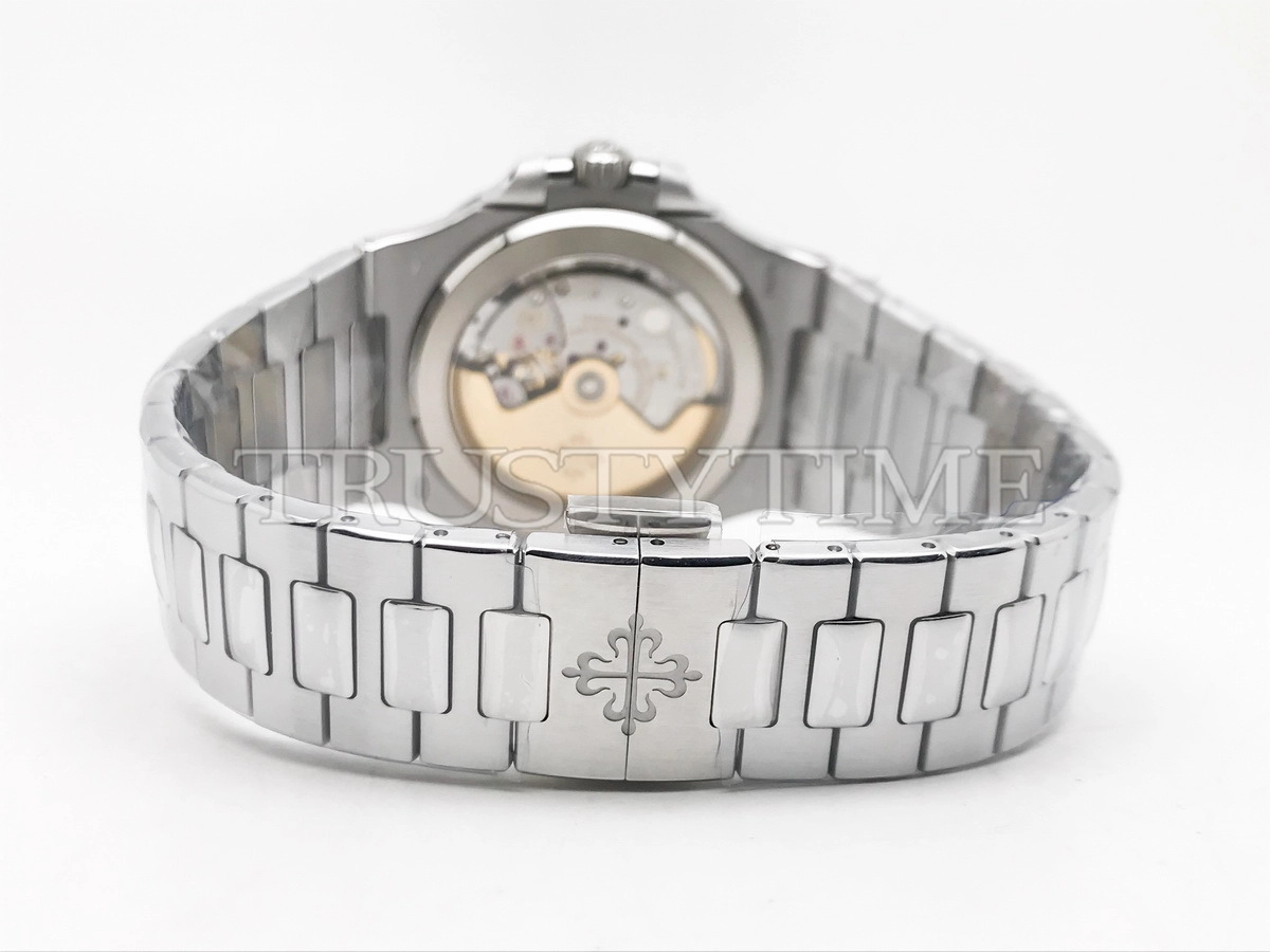 Копия часов Patek Philippe Nautilus 41mm 5811/1G-001