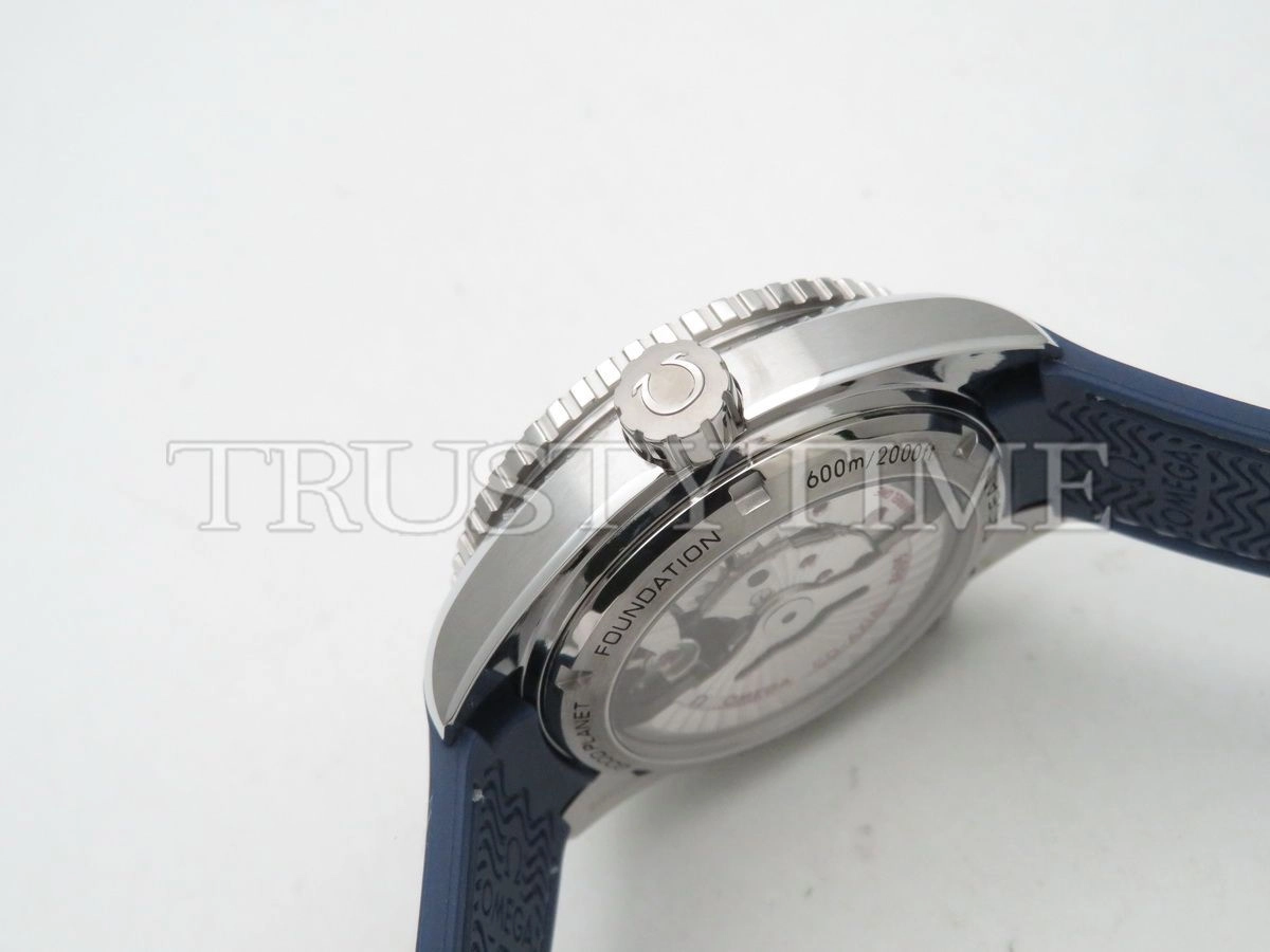 Копия часов Omega Seamaster Planet Ocean 600m Co‑Axial Master Chronometer GMT GoodPlanet 43.5mm 232.30.44.22.03.001