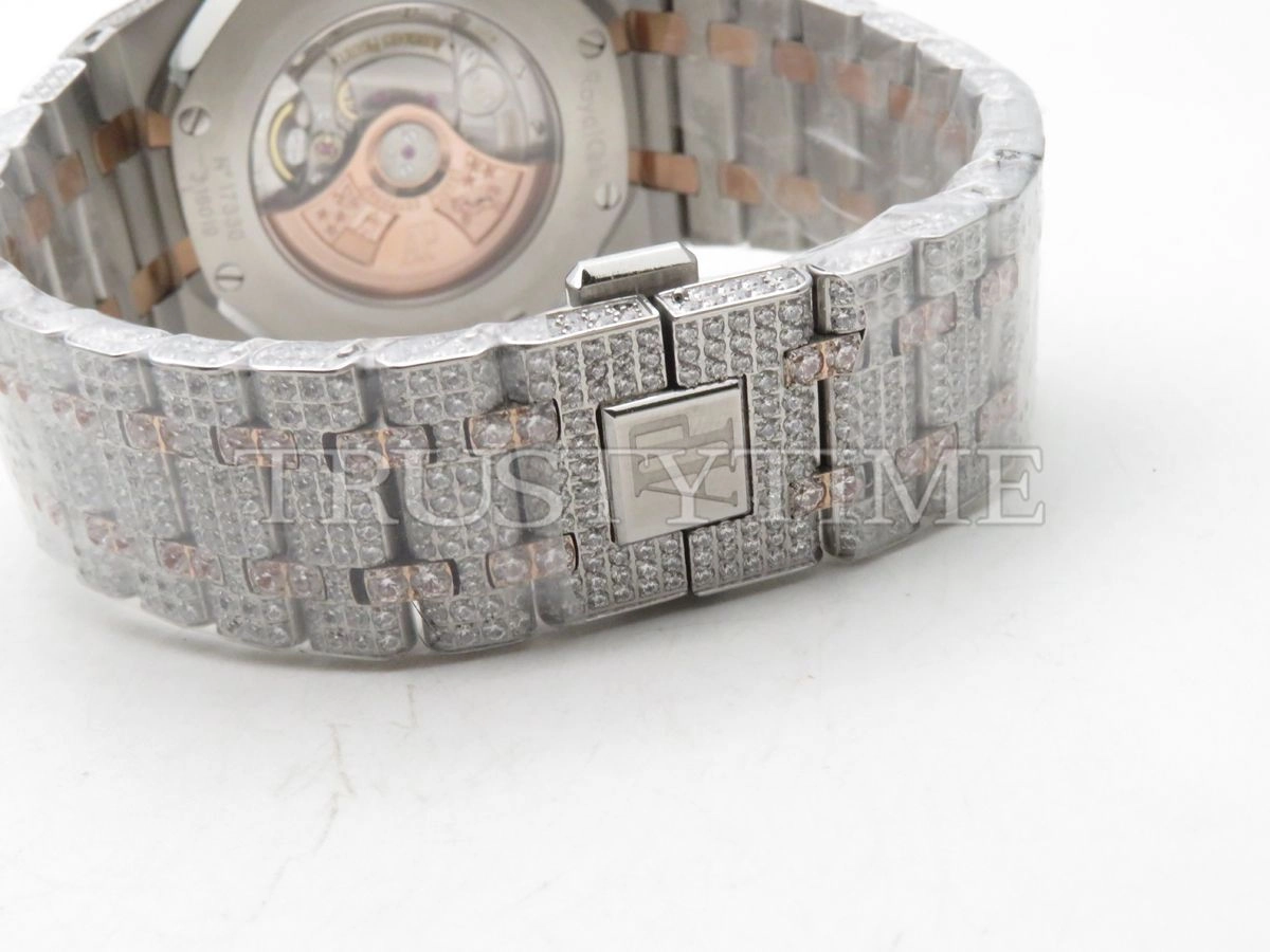 Копия часов Audemars Piguet Royal Oak 15400 Full Diamond