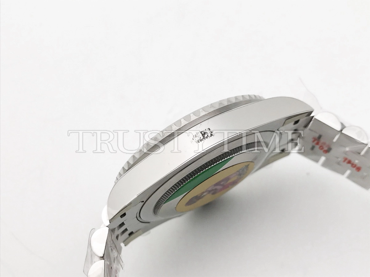Копия часов Rolex GMT Master II 40mm "Bruce Wayne" 126710GRNR-0003