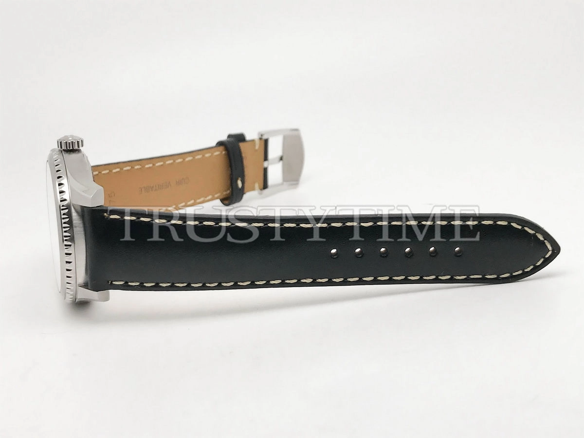 Копия часов Breitling Aviator 8 Automatic 41 A17315101B1X1