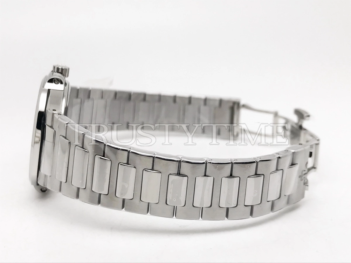 Копия часов Patek Philippe Nautilus Ladies 35mm 7118/1A-001