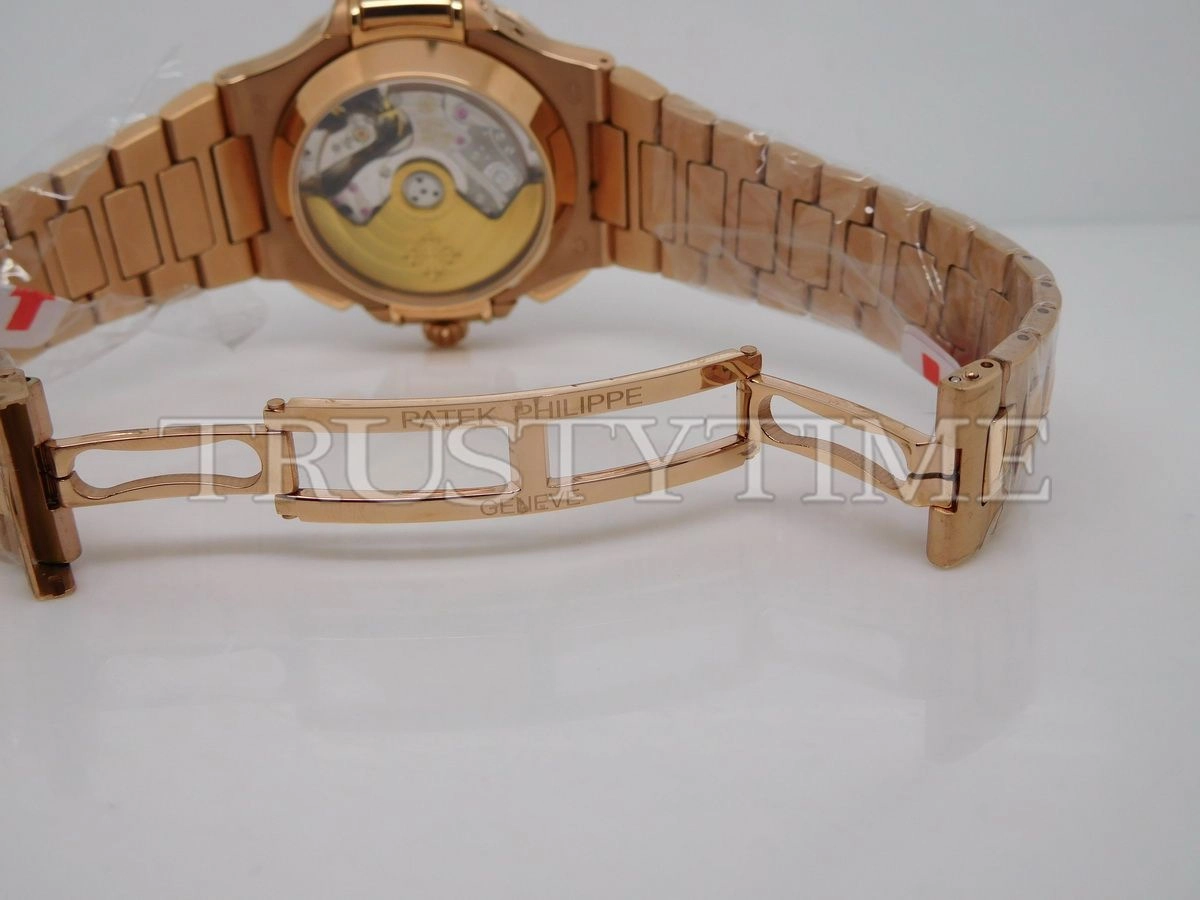 Копия часов Patek Philippe Nautilus Chronograph 40,5mm 5980/1R-001