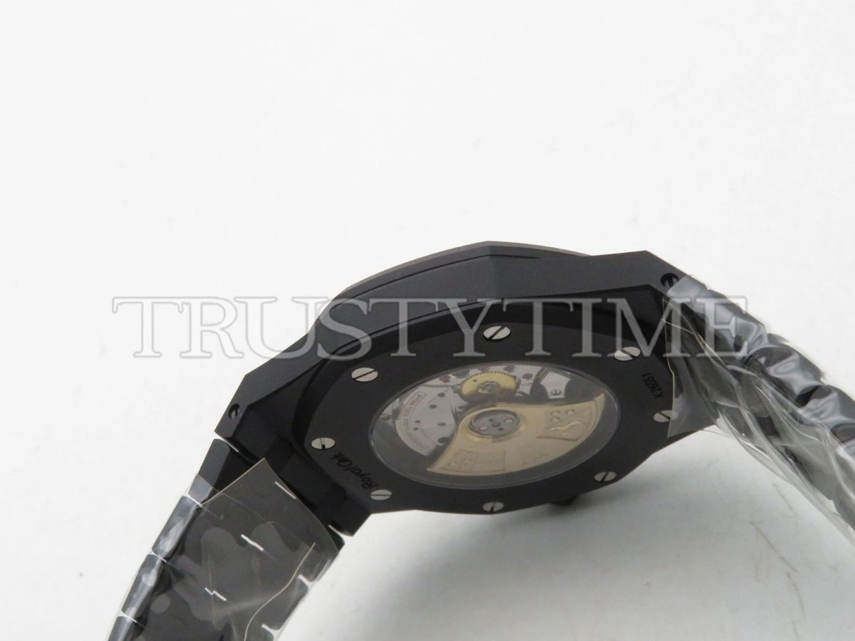 Копия часов Audemars Piguet Royal Oak Black Venom Custom 15400 White