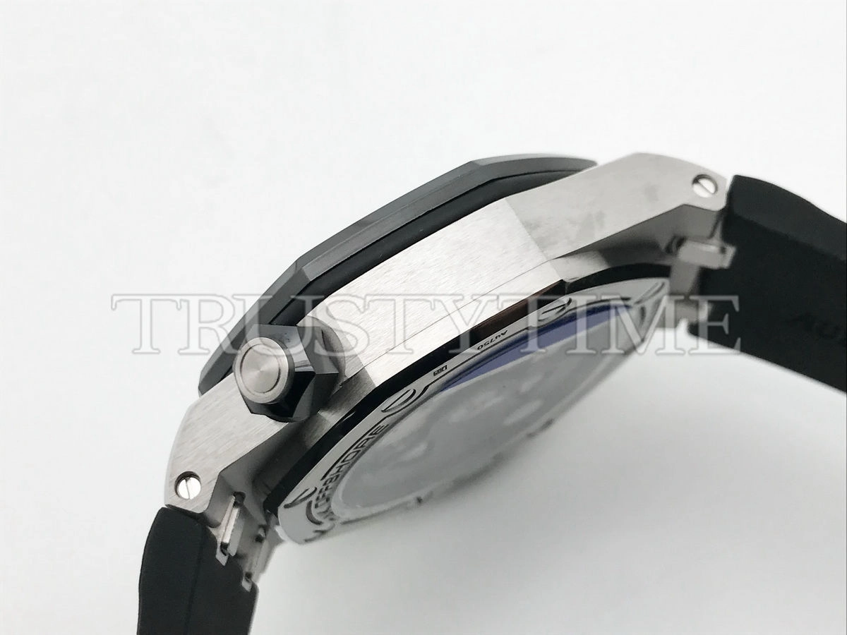 Копия часов Audemars Piguet Royal Oak Offshore Diver 15720CN.OO.A002CA.01