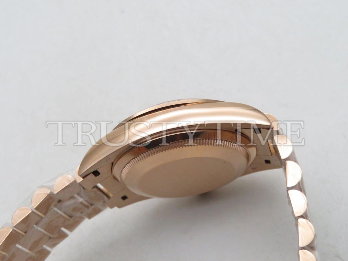 Копия часов Rolex Day-Date 36mm 128345RBR-0030
