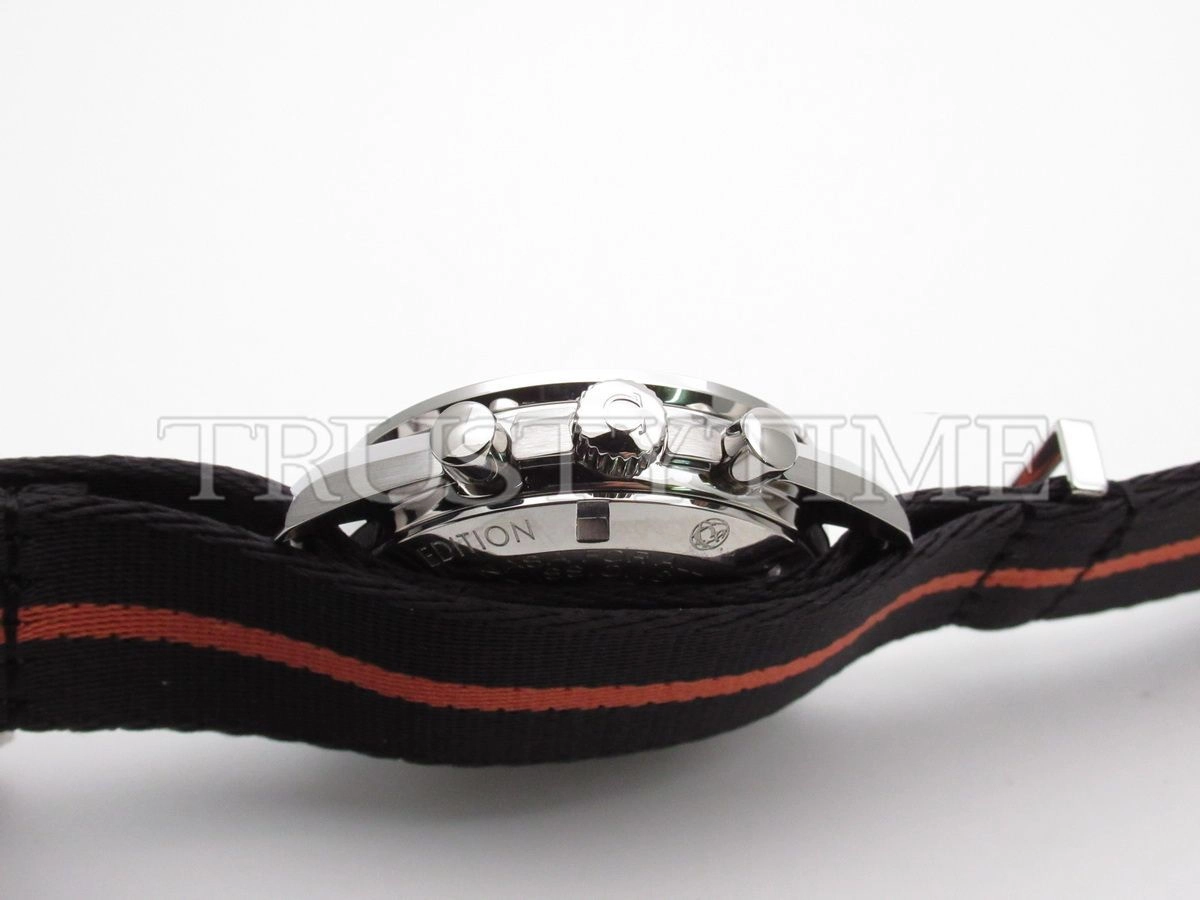 Копия часов Omega SpeedMaster Speedy Tuesday 2 Ultraman 42mm 311.12.42.30.01.001