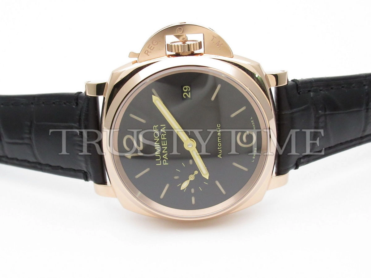 Копия часов Panerai Luminor Due 3 Days Automatic Oro Rosso 38 mm PAM00908