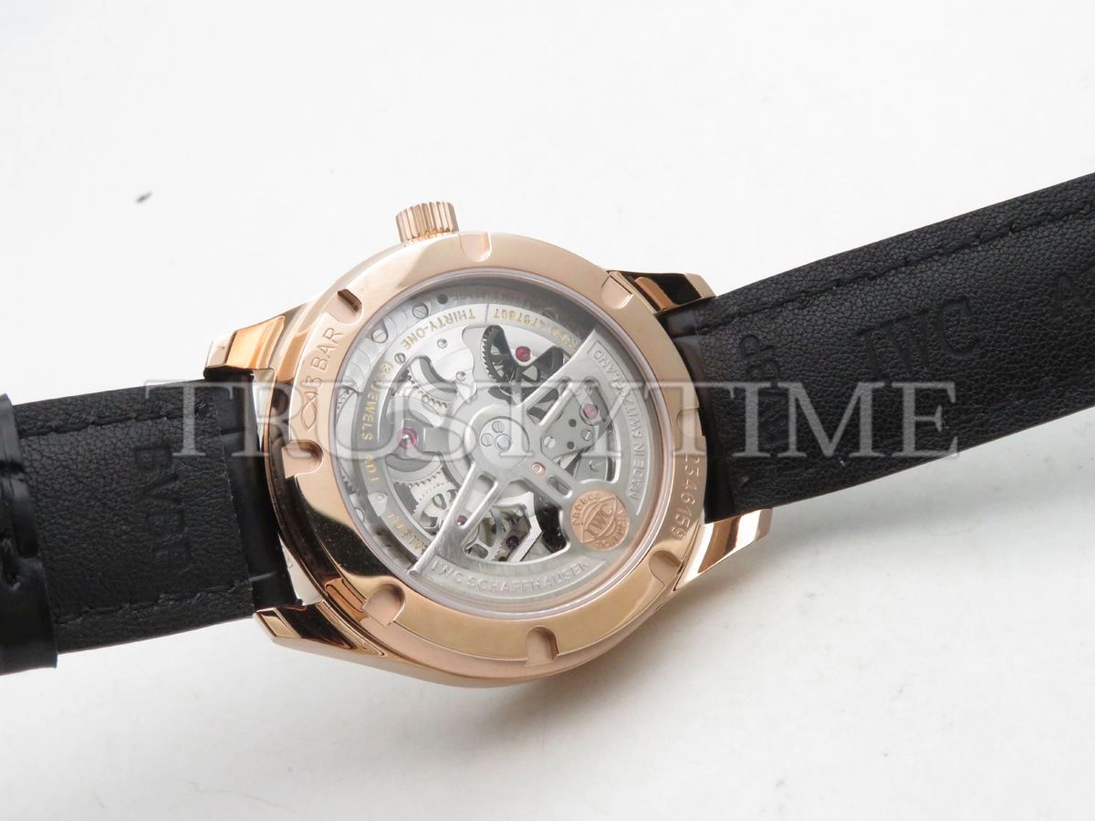 Копия часов IWC Portugieser Automatic 40mm IW358306