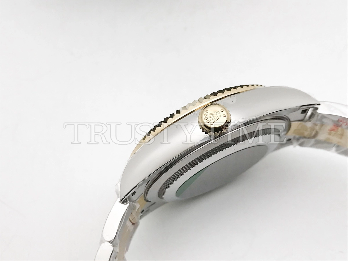 Копия часов Rolex Sky-Dweller 42mm 336933-0003