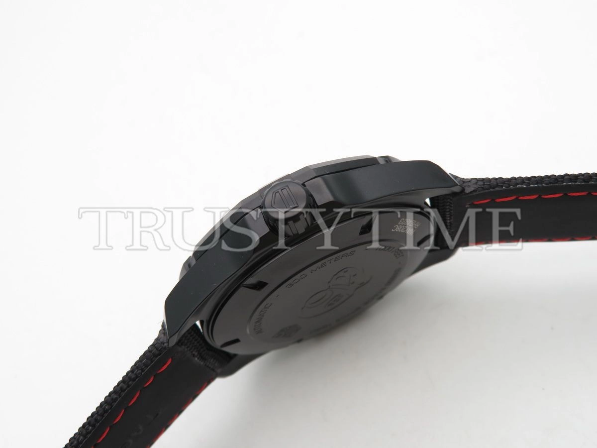 Копия часов Tag Heuer Aquaracer Calibre 5 43mm WAY208A.FC6381
