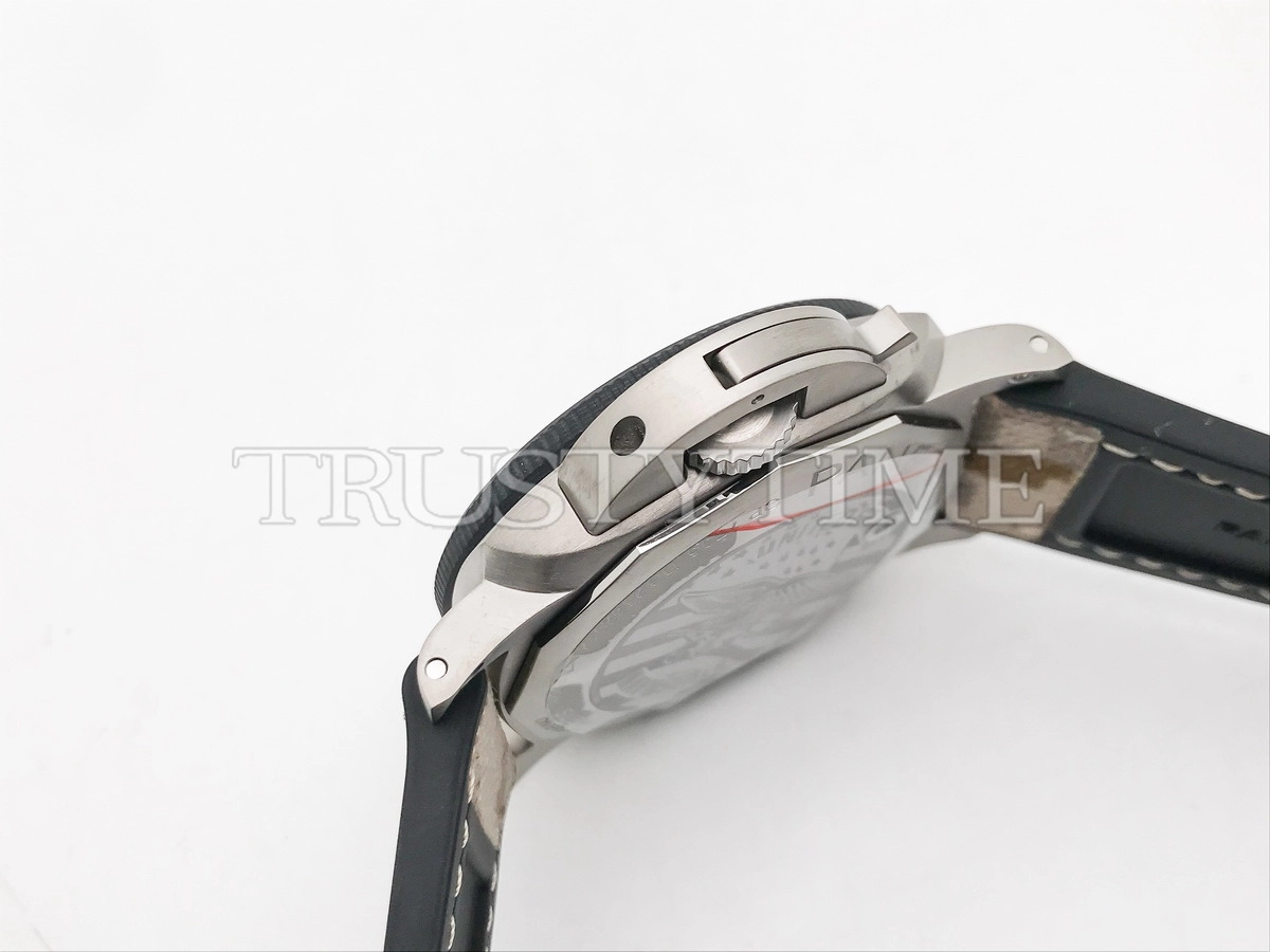 Копия часов Panerai Submersible Navy SEALs Titanio 47mm PAM01669