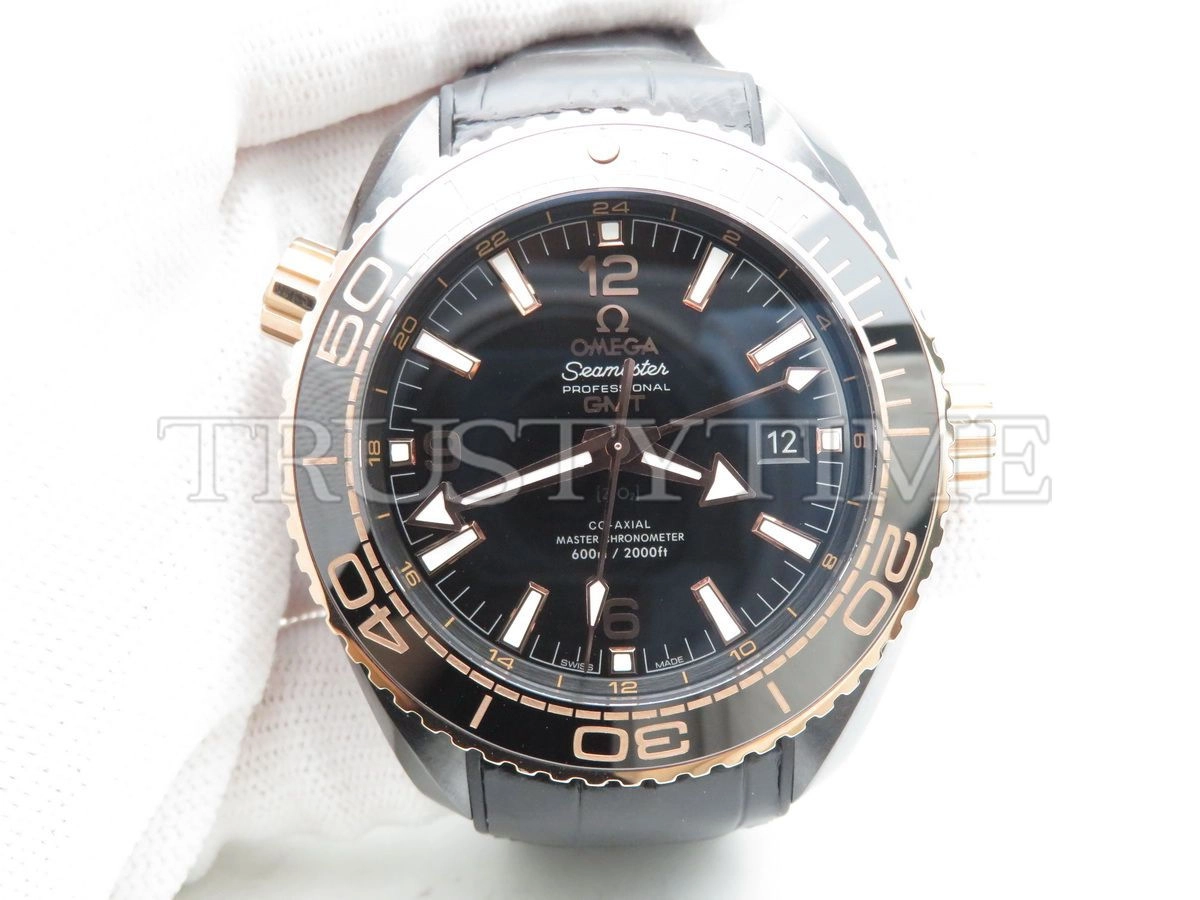 Копия часов Omega Seamaster Planet Ocean 600m Co‑Axial Master Chronometer GMT Deep Black 45,5mm 215.63.46.22.01.001