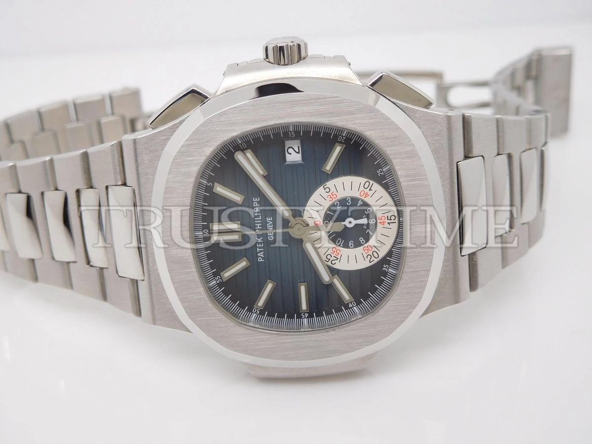 Копия часов Patek Philippe Nautilus Chronograph 40,5mm 5980/1A-001