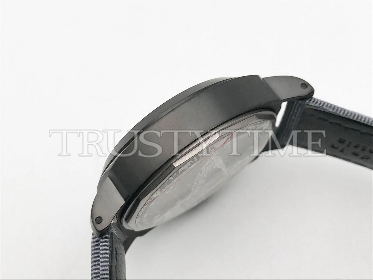Копия часов Panerai Luminor Base 8 Giorni Geneva Boutique 44mm PAM02121
