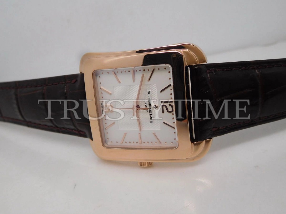 Копия часов Vacheron Constantin Historiques Toledo 1951 36mm 86300/000R-9826