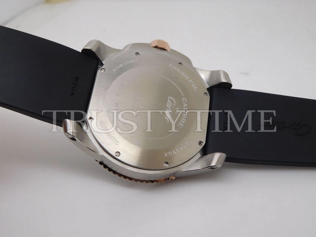 Копия часов Cartier Calibre de Cartier Diver 42 W7100055