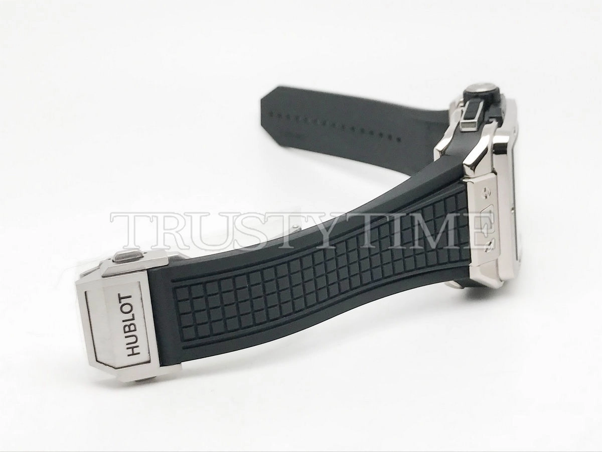 Копия часов Hublot Square Bang Unico Titanium 821.NX.0170.RX