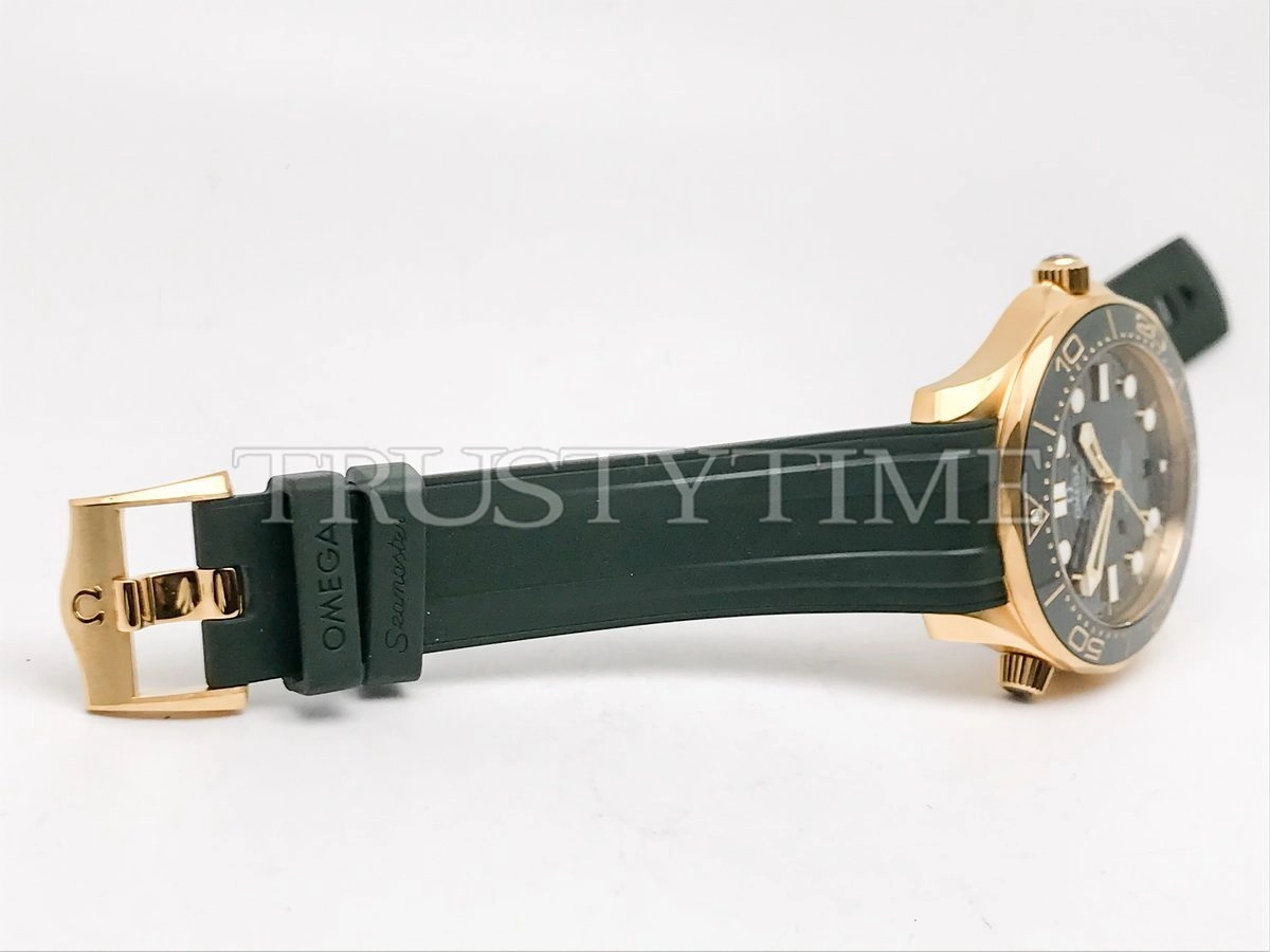 Копия часов Omega Seamaster Diver 300 Co-axial Master Chronometer 42mm 210.62.42.20.10