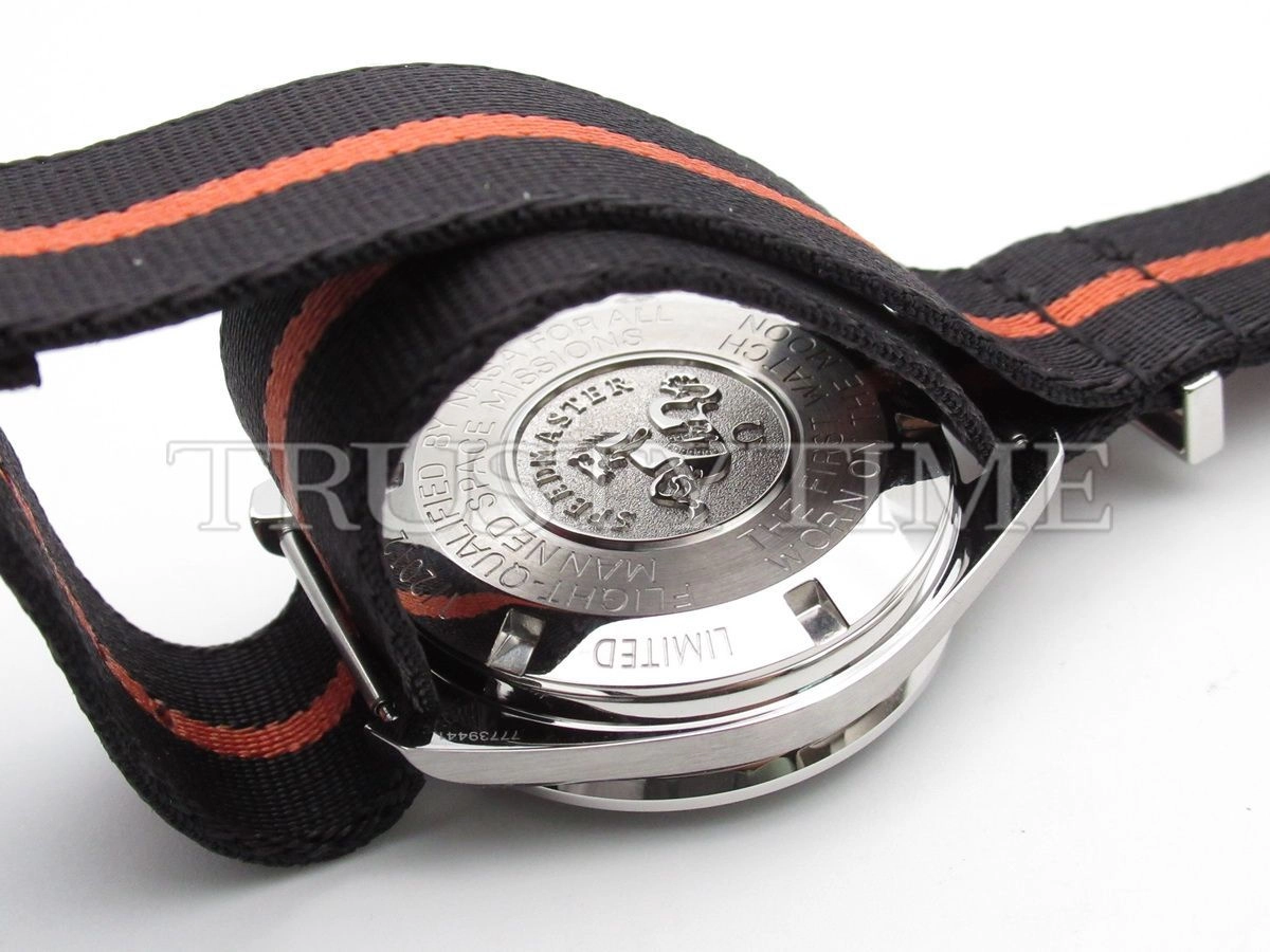 Копия часов Omega SpeedMaster Speedy Tuesday 2 Ultraman 42mm 311.12.42.30.01.001