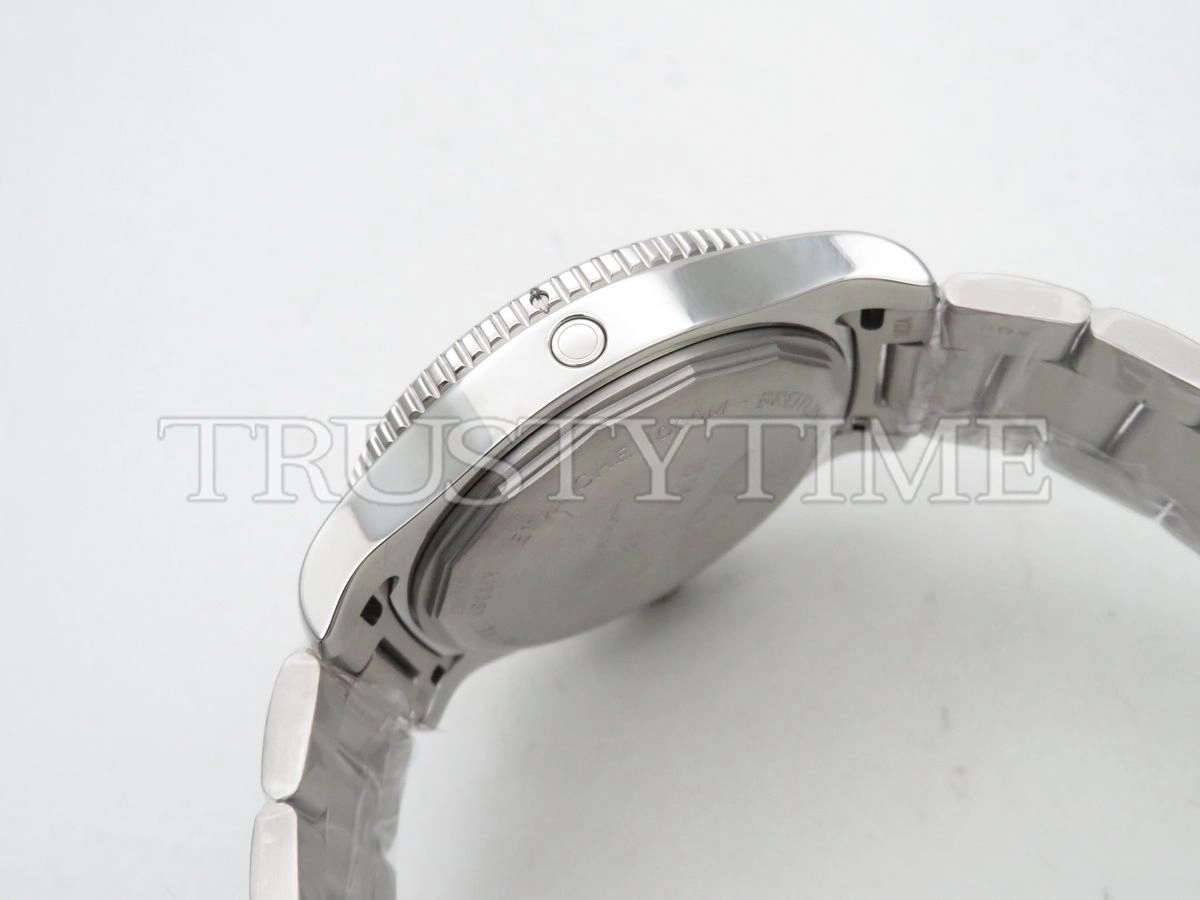 Копия часов Breitling Superocean Automatic 44 A17366D81A1A1
