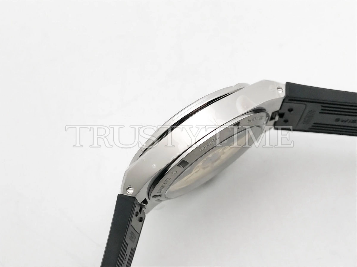 Копия часов Vacheron Constantin Overseas 41mm 4500V/110A-B483 Rubber