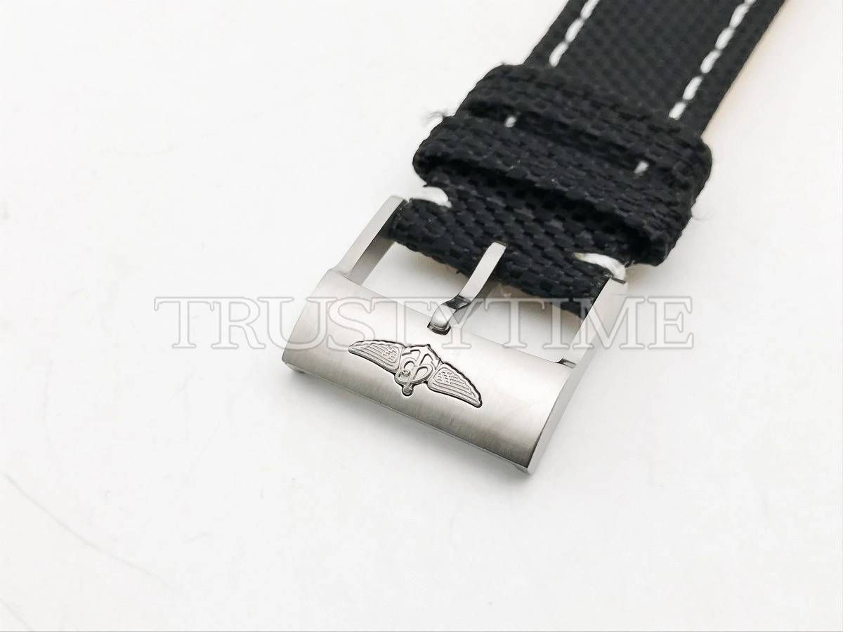 Копия часов Breitling Avenger Chronograph 45 A13317101B1X1