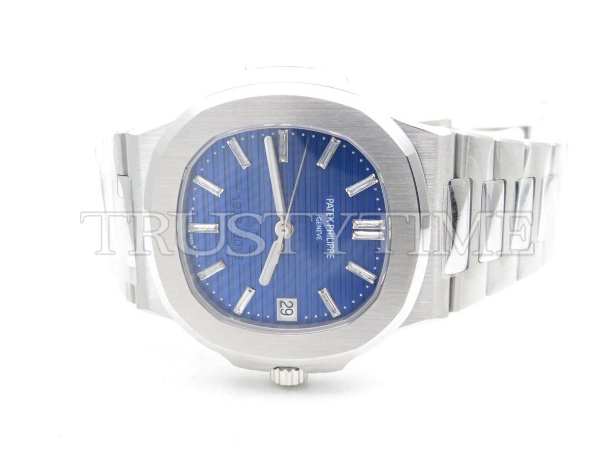 Копия часов Patek Philippe Nautilus 40th Anniversary Limited Edition 40mm 5711/1P-011