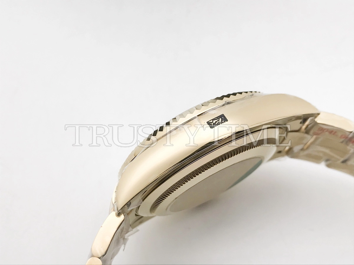 Копия часов Rolex Sky-Dweller 42mm 336938-0003