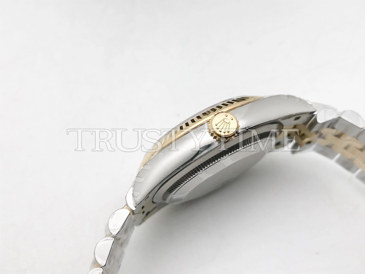 Копия часов Rolex DateJust 36mm 126233-0021