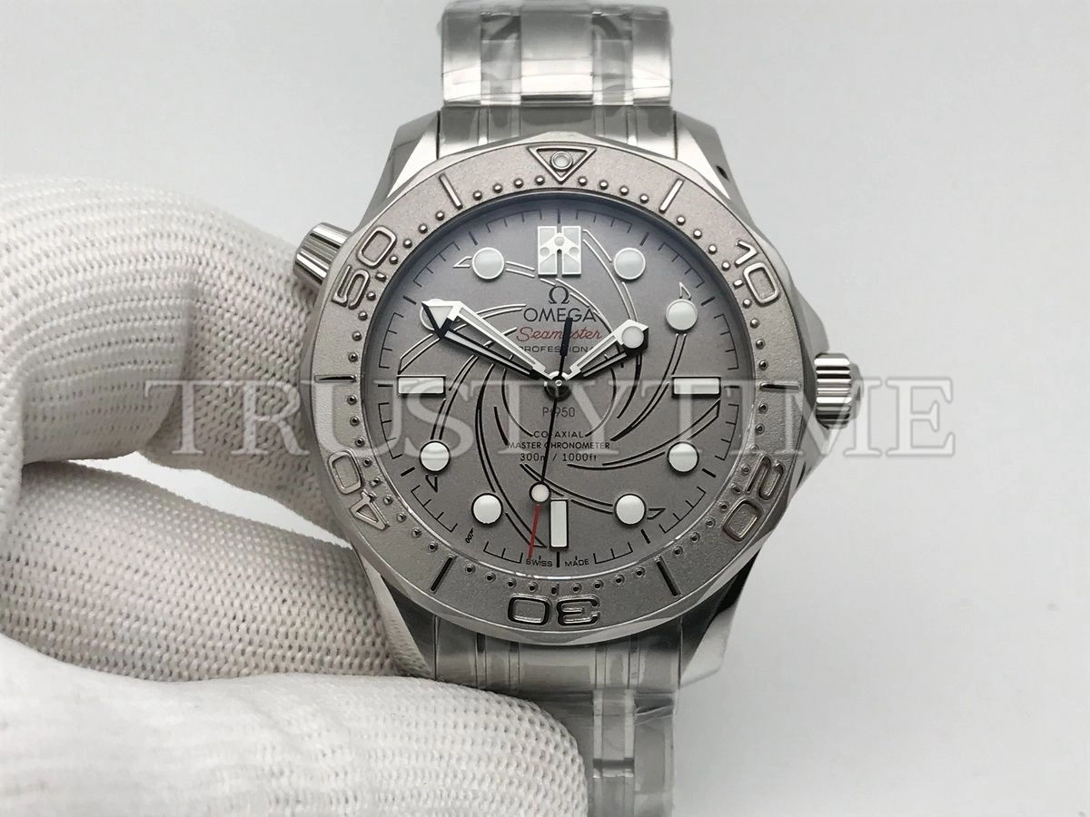 Копия часов Omega Seamaster Diver 300M Master Co-Axial Platinum Aston Martin Neiman Marcus 42mm 210.93.42.20.99.001