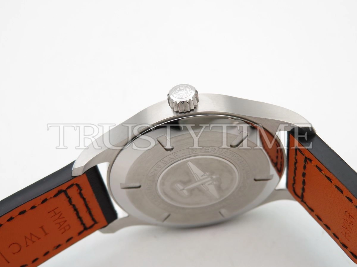 Копия часов IWC Pilot's Watch Mark XVIII 40mm IW327002