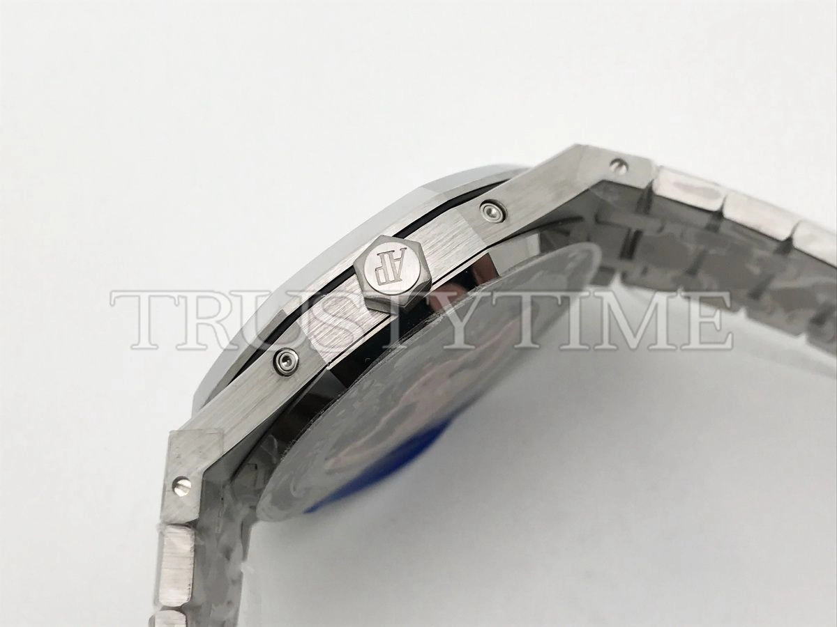 Копия часов Audemars Piguet Royal Oak Perpetual Calendar 26606ST.OO.1220ST.01