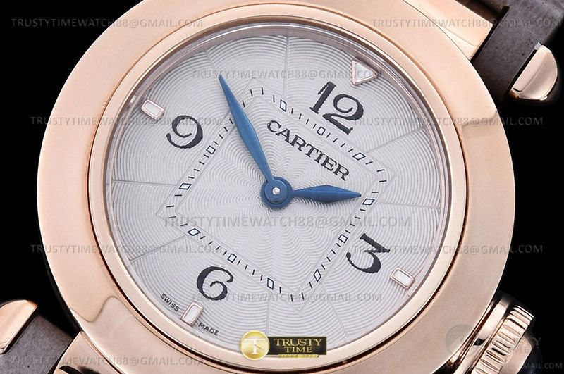 Cartier Pasha De Cartier 30mm WGPA0018_PA81GW00 Cartier Pasha De Cartier 30mm WGPA0018_PA81GW00