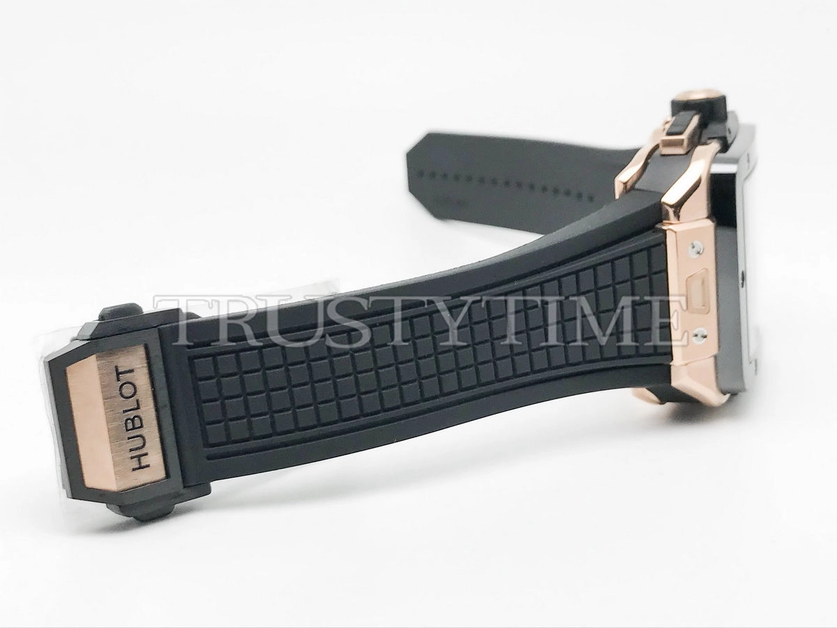 Копия часов Hublot Square Bang Unico King Gold Ceramic 821.OM.0180.RX