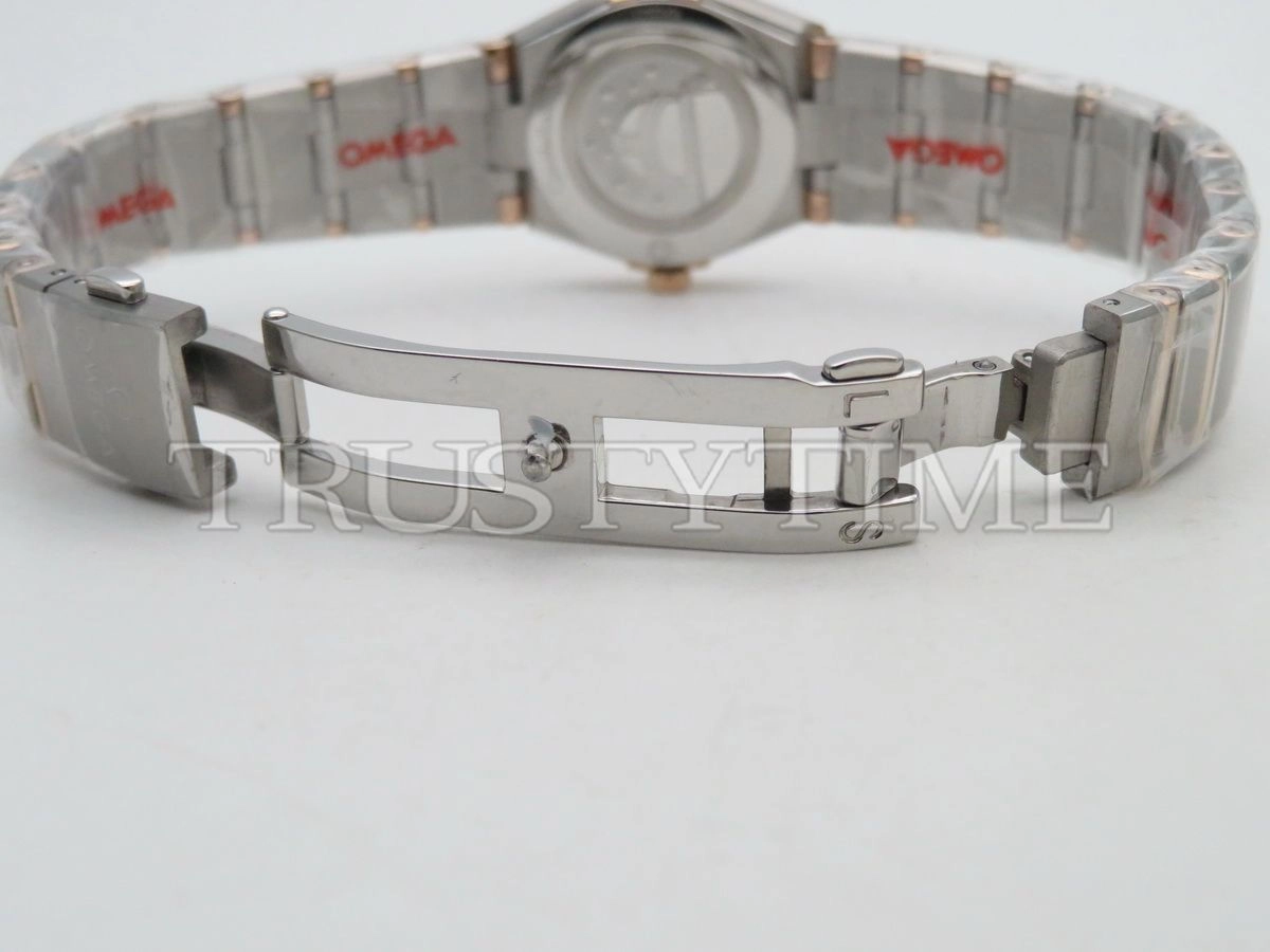 Копия часов Omega Constellation Quartz 25mm 131.20.25.60.55.001