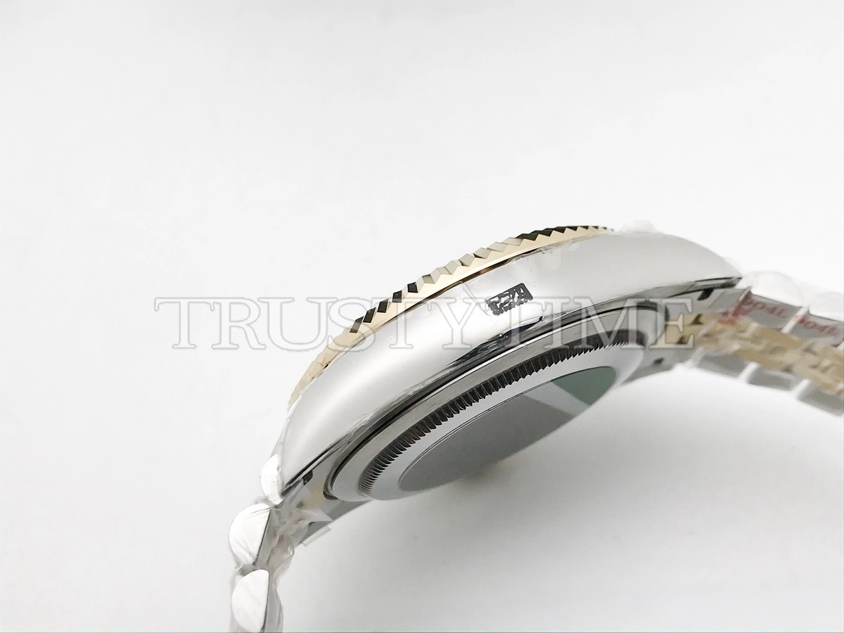 Копия часов Rolex Sky-Dweller 42mm 336933-0002