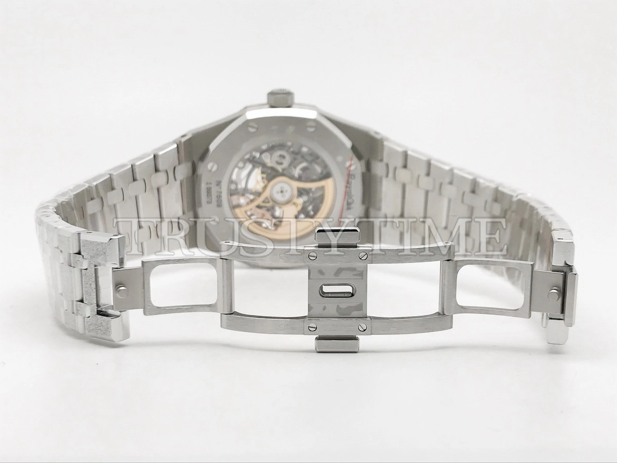 Копия часов Audemars Piguet Royal Oak Frosted Double Balance Wheel 15407BC.GG.1224BC.01