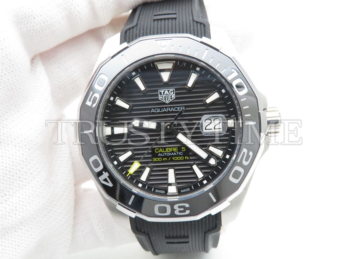 Копия часов Tag Heuer Aquaracer Calibre 5 43mm WAY201A.FT6069