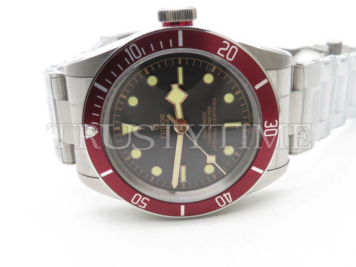 Копия часов Tudor Heritage Black Bay 41mm M79230R-0012