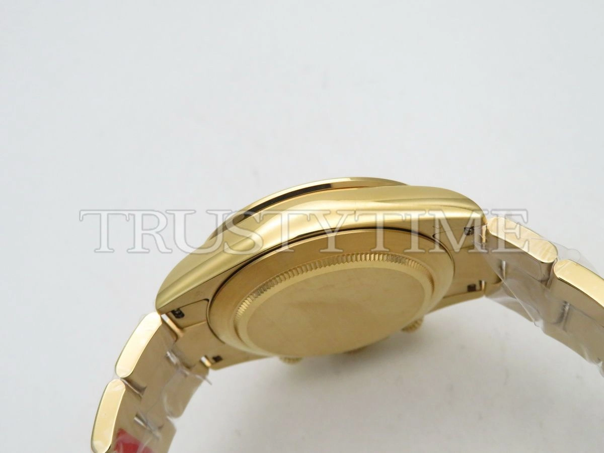 Копия часов Rolex Cosmograph Daytona 116508-0004