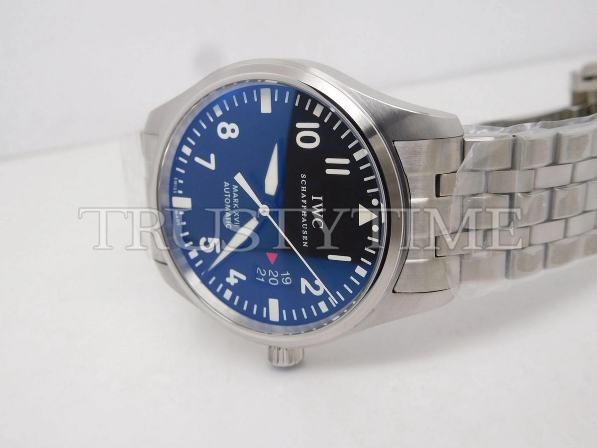 Копия часов IWC Pilot's Watch Mark XVII 41mm IW326504