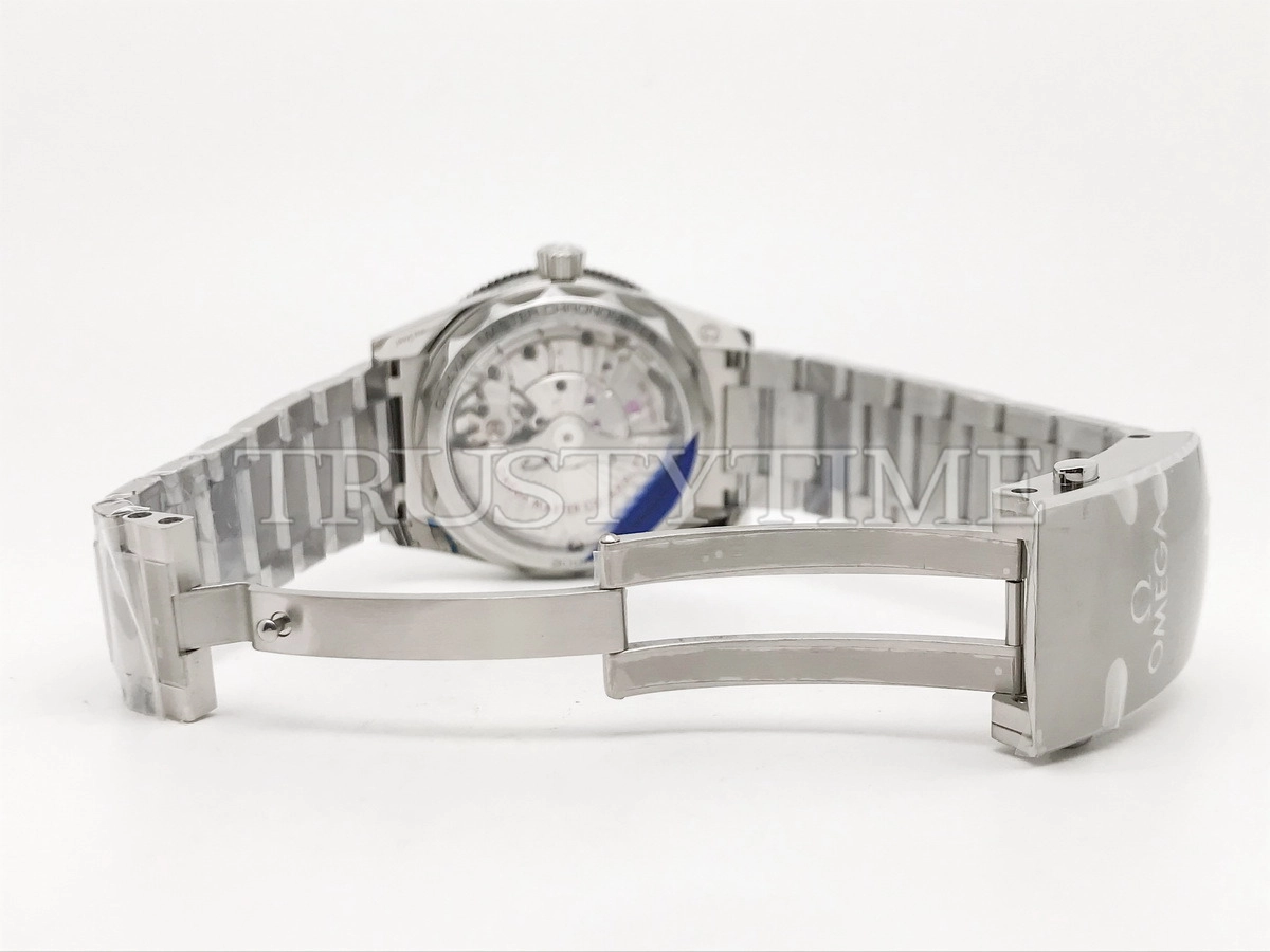 Копия часов Omega Seamaster 300m 41mm 234.30.41.21.03