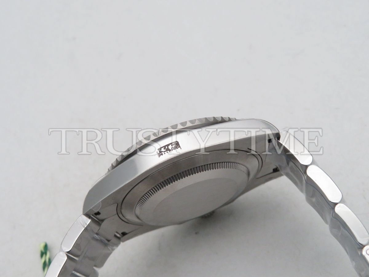 Копия часов Rolex Submariner 41mm 126619LB-0003