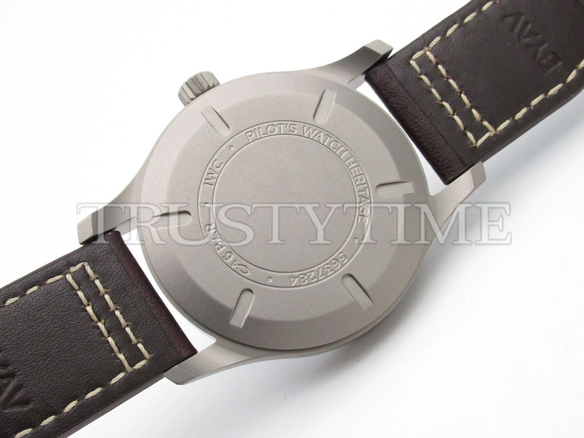 Копия часов IWC Pilot's Watch Mark XVIII Heritage 40mm IW327006