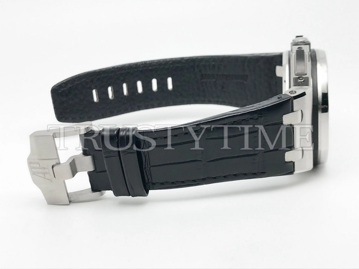 Копия часов Audemars Piguet Royal Oak Offshore Chronograph 26417BC.OO.A002CR.01