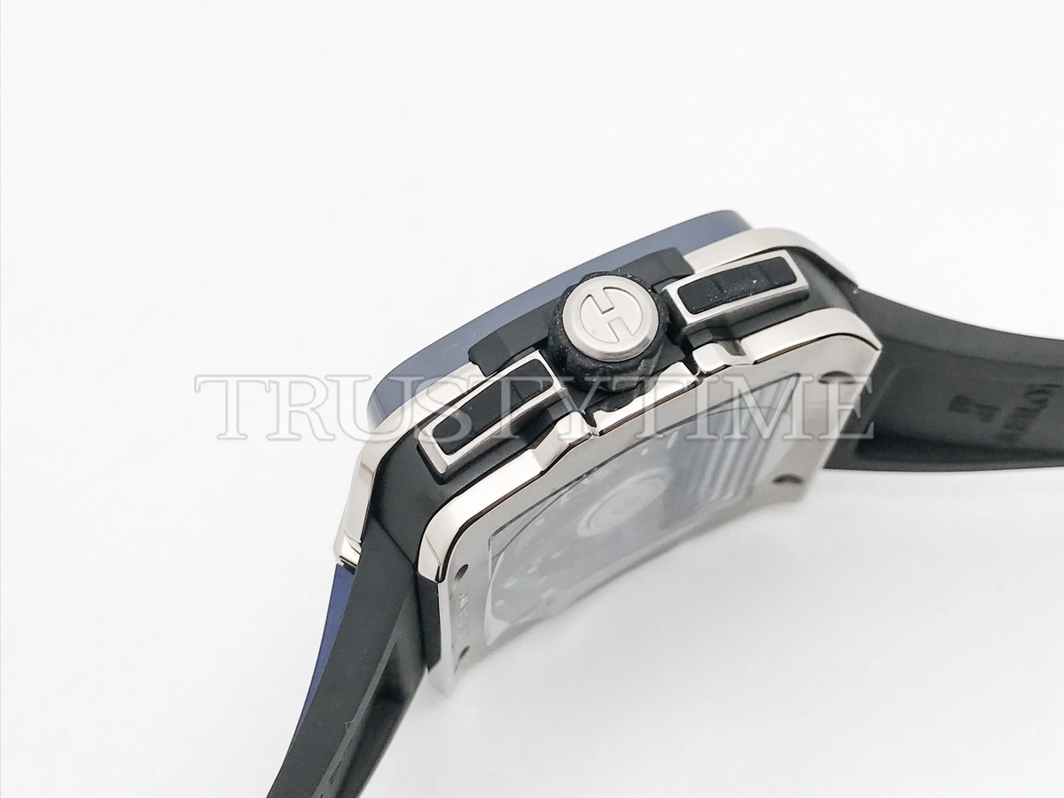 Копия часов Hublot Square Bang Unico Titanium Blue Ceramic 821.NL.5170.RX