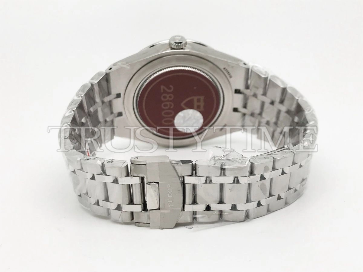 Копия часов Tudor Royal Day-Date 41mm M28600-0005