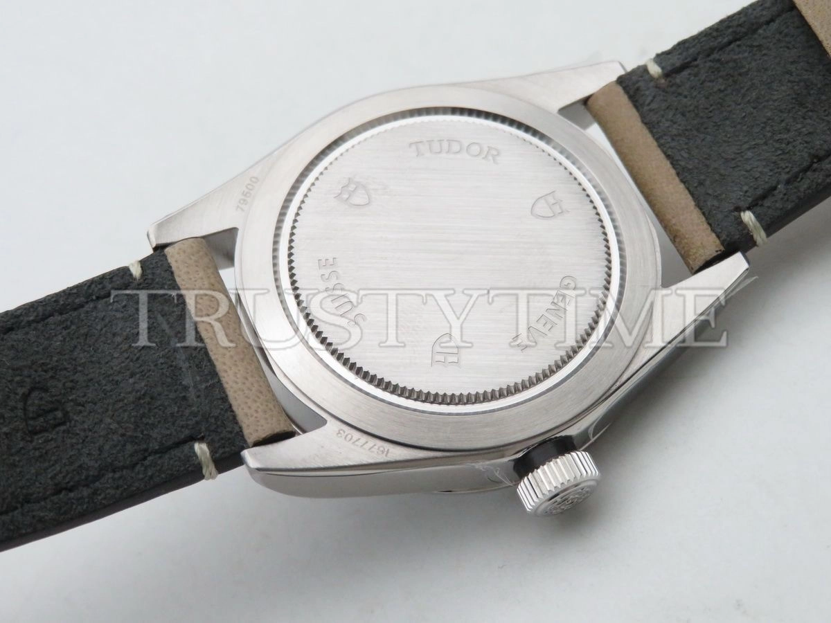 Копия часов Tudor Heritage Black Bay 36mm M79500-0005